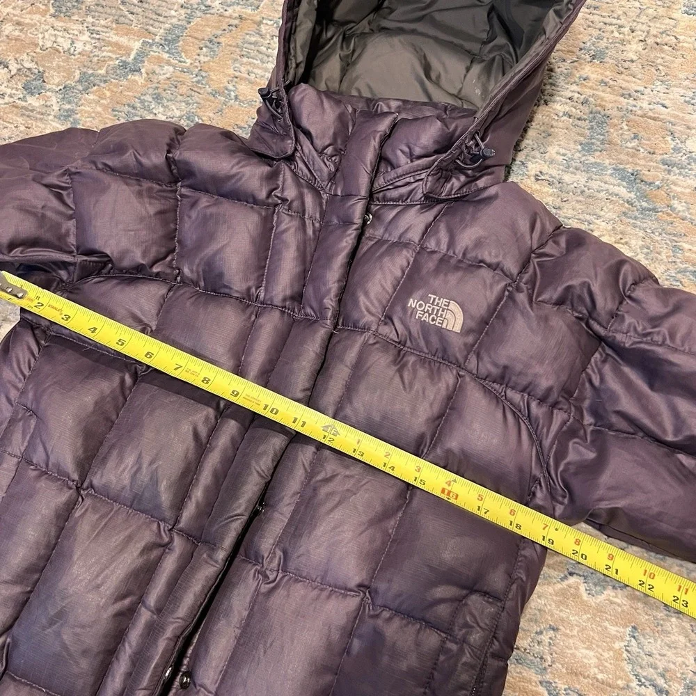 North Face Jacket Womens Medium Purple Hooded 600 Down Puffer Coat Winter Zip - Picture 5 of 12